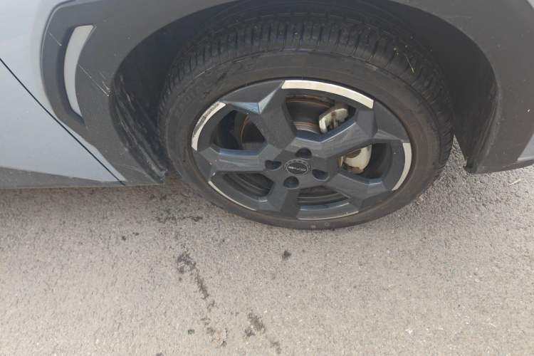 Used BYD Seagull 2024 Honor Edition 305km Freedom Version Right Front Wheel Hub