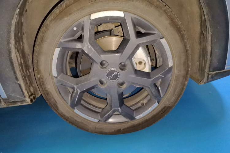 Used BYD Seagull 2024 Honor Edition 305km Freedom Version Right Front Wheel Hub