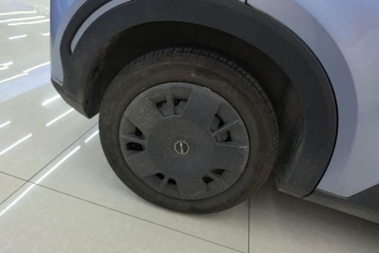 Used BYD Seagull 2024 Honor Edition 305km Dynamic Version Right Rear Wheel Hub