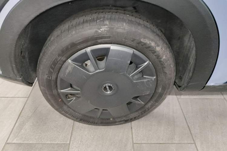 Used BYD Seagull 2024 Honor Edition 305km Dynamic Version Right Rear Wheel Hub