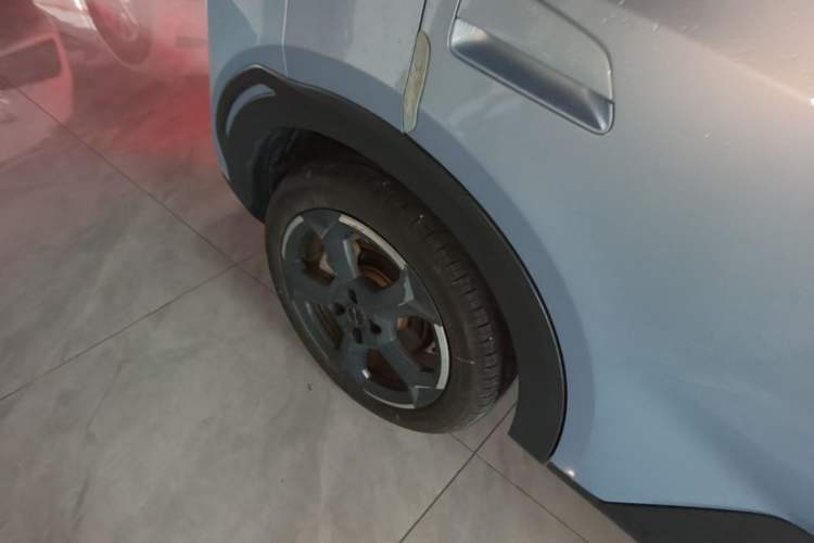 Used BYD Seagull 2024 Honor Edition 305km Freedom Version Right Rear Wheel Hub