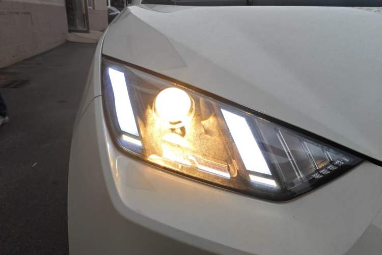 Used BYD Seagull 2024 Honor Edition 305km Dynamic Version Right Front Headlight
