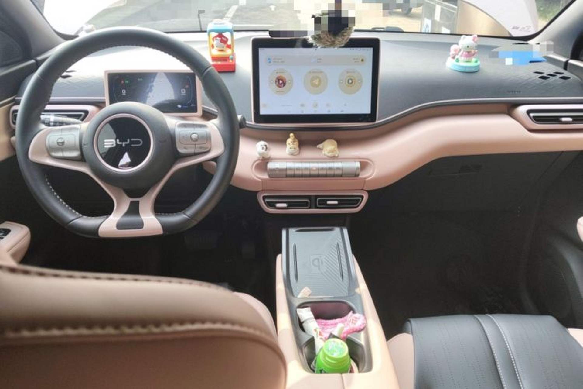 Used BYD Seagull 2024 Honor Edition 305km Freedom Version Center Console