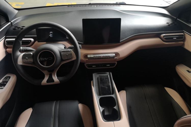 Used BYD Seagull 2024 Honor Edition 305km Dynamic Version Center Console