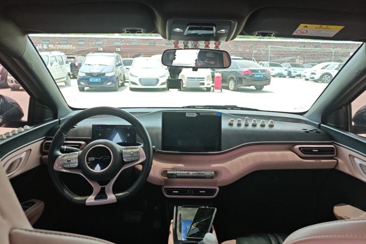 Used BYD Seagull 2024 Honor Edition 305km Freedom Version Center Console