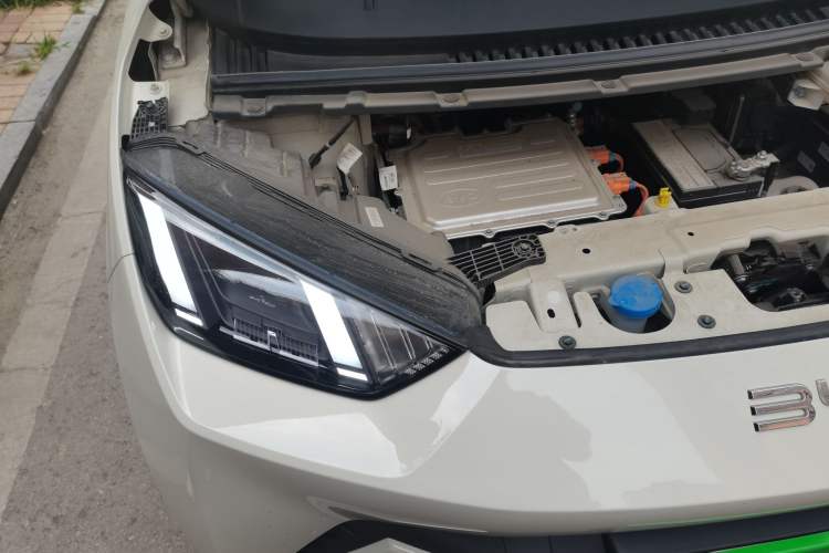 Used BYD Seagull 2024 Honor Edition 305km Freedom Version Engine Bay Right