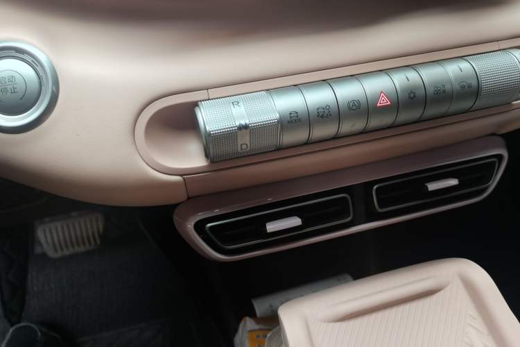 Used BYD Seagull 2024 Honor Edition 305km Freedom Version Gear Lever