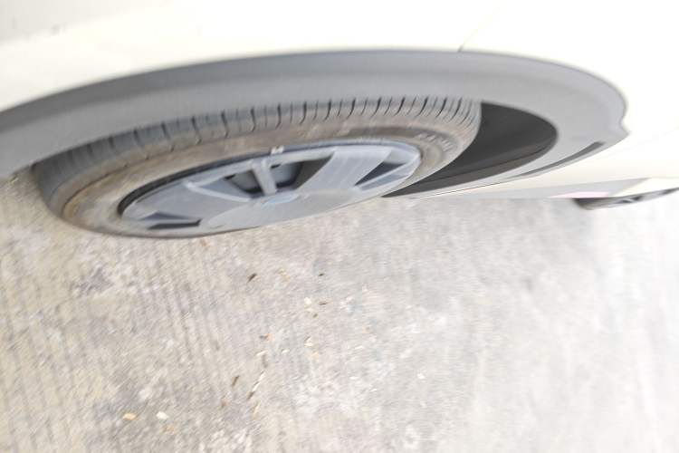 Used BYD Seagull 2024 Honor Edition 305km Freedom Version Left Front Wheel Hub