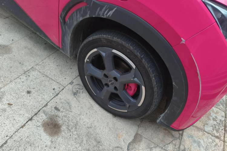 Used BYD Seagull 2024 Honor Edition 405km Flying Version Right Front Wheel Hub