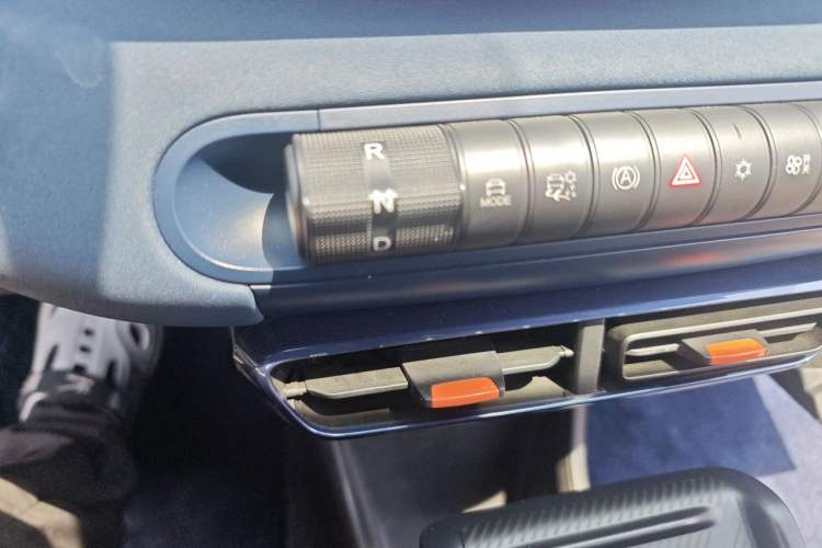 Used BYD Seagull 2024 Honor Edition 305km Freedom Version Gear Lever