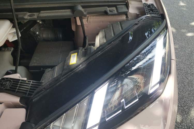 Used BYD Seagull 2024 Honor Edition 405km Flying Version Engine Bay Left