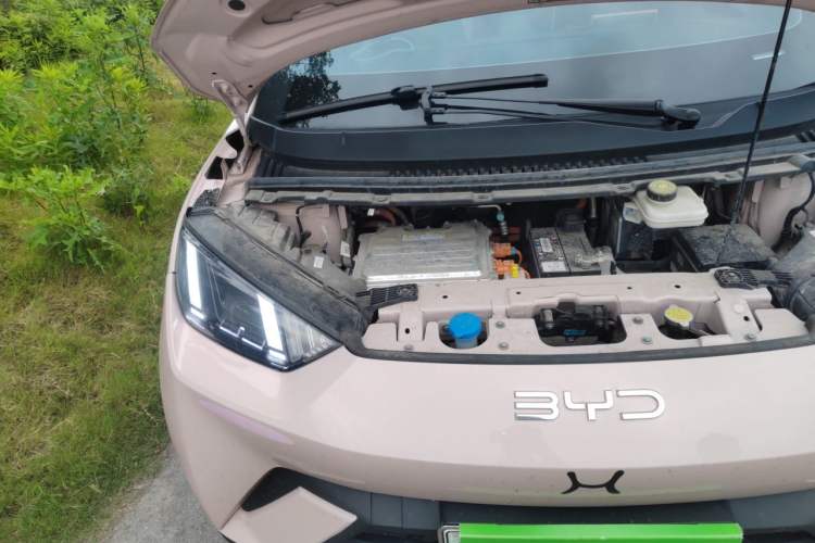 Used BYD Seagull 2024 Honor Edition 405km Flying Version Engine Bay Right