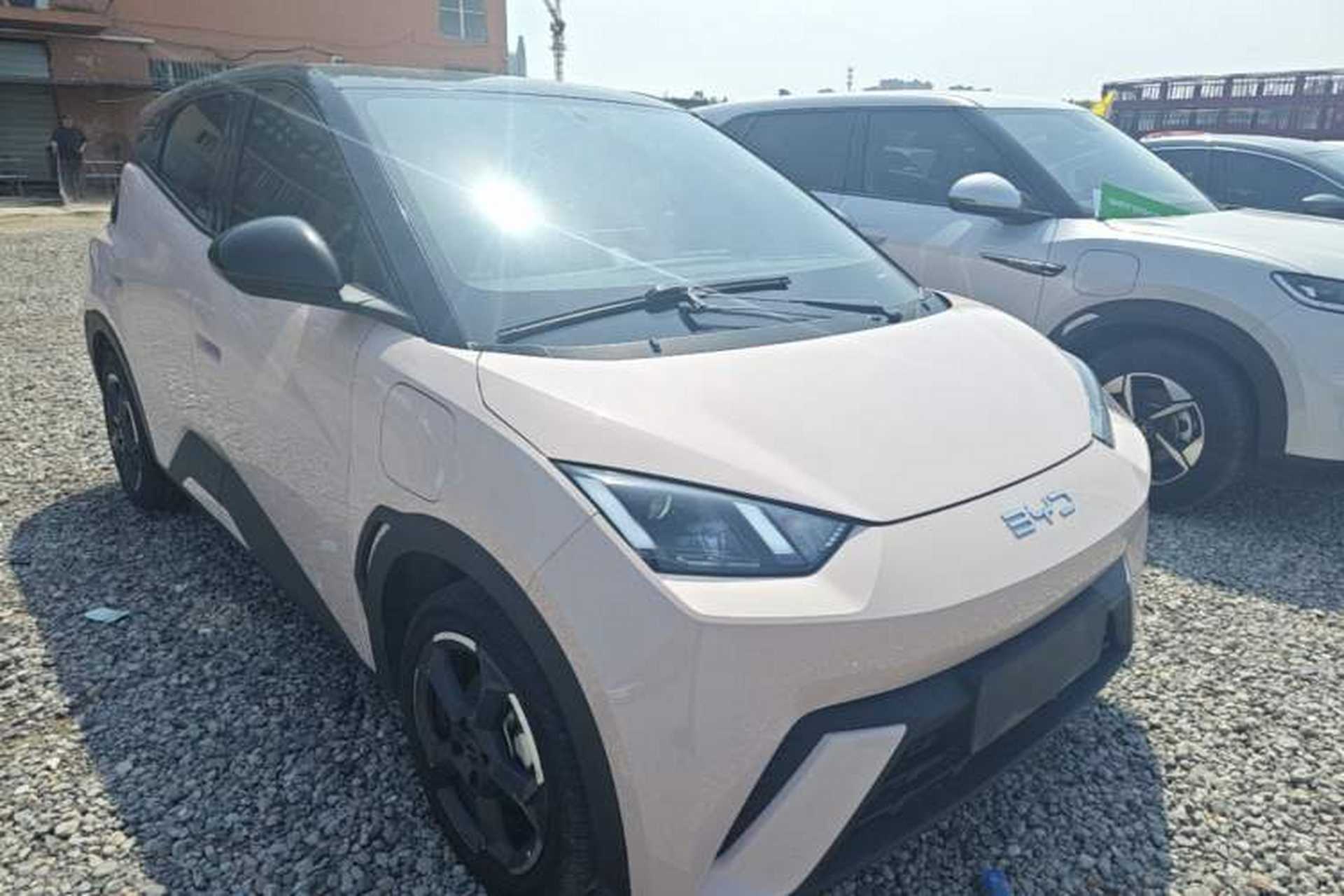 Used BYD Seagull 2024 Honor Edition 305km Freedom Version Front Right 45 Deg