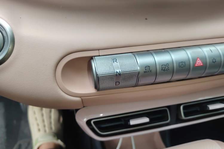 Used BYD Seagull 2024 Honor Edition 405km Flying Version Gear Lever