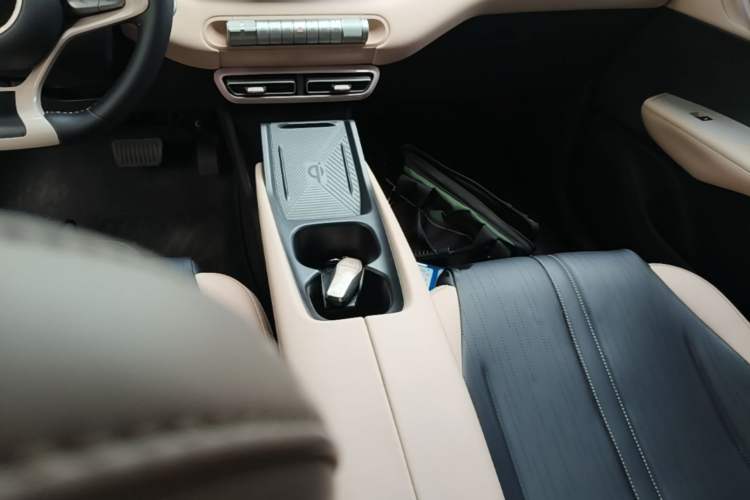 Used BYD Seagull 2024 Honor Edition 405km Flying Version Gear Lever