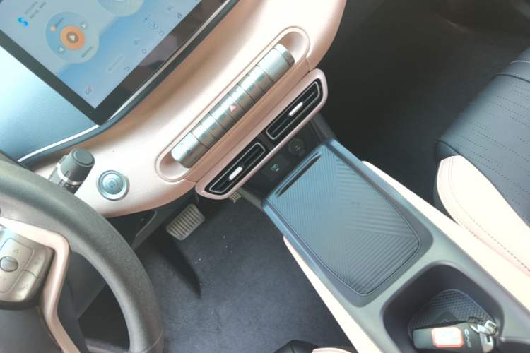 Used BYD Seagull 2024 Honor Edition 305km Dynamic Version Gear Lever