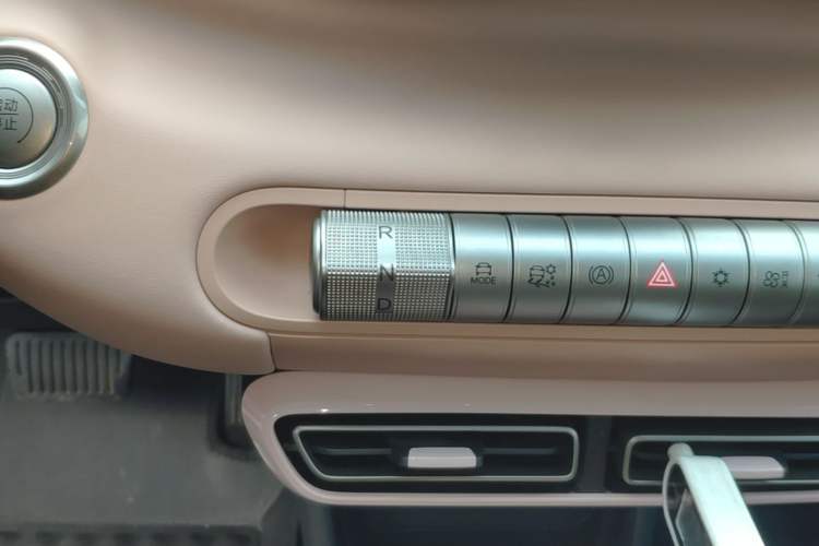 Used BYD Seagull 2024 Honor Edition 305km Freedom Version Gear Lever