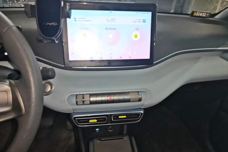Used BYD Seagull 2024 Honor Edition 305km Dynamic Version Audio And AC Panel