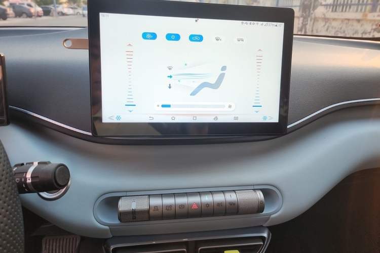 Used BYD Seagull 2024 Honor Edition 305km Dynamic Version Audio And AC Panel