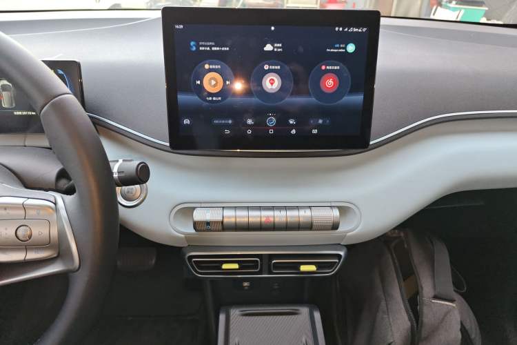 Used BYD Seagull 2024 Honor Edition 405km Flying Version Audio And AC Panel