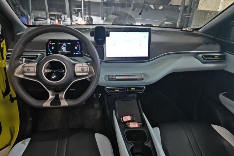 Used BYD Seagull 2024 Honor Edition 305km Dynamic Version Center Console