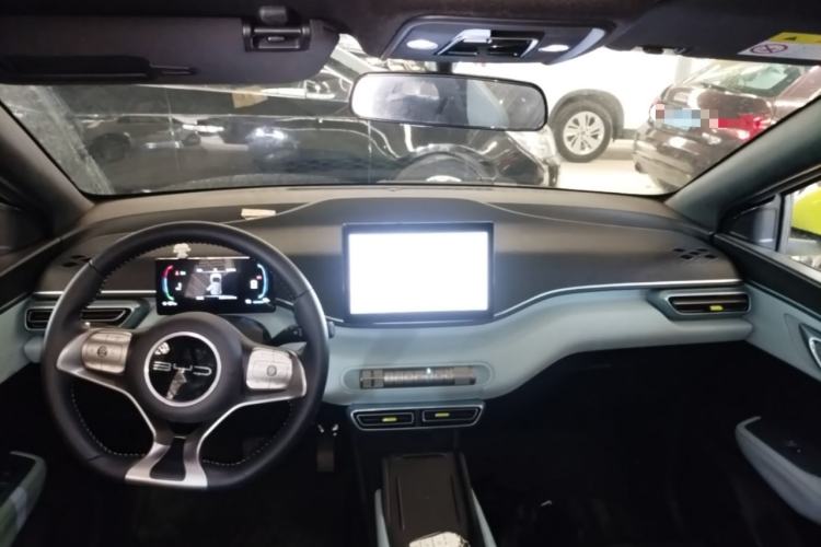 Used BYD Seagull 2024 Honor Edition 305km Freedom Version Center Console