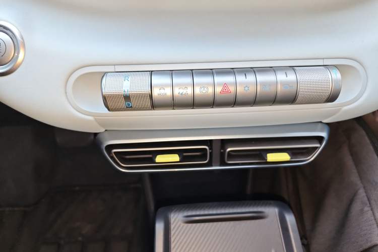 Used BYD Seagull 2024 Honor Edition 405km Flying Version Gear Lever