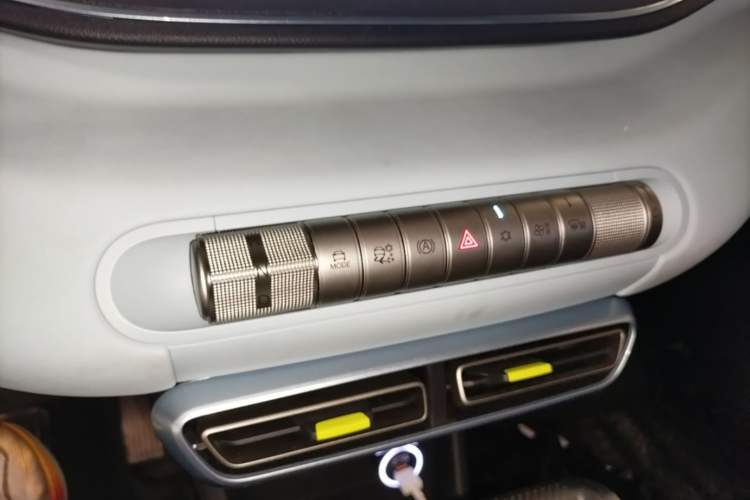 Used BYD Seagull 2024 Honor Edition 305km Freedom Version Gear Lever