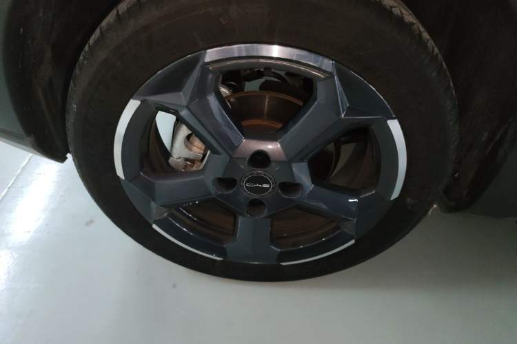 Used BYD Seagull 2024 Honor Edition 305km Freedom Version Right Rear Wheel Hub