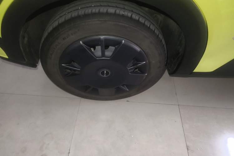 Used BYD Seagull 2024 Honor Edition 305km Dynamic Version Right Rear Wheel Hub