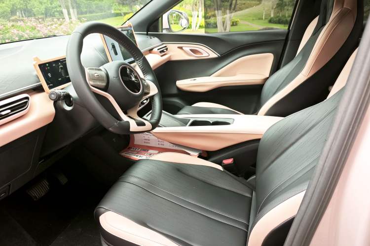 Used BYD Seagull 2024 Honor Edition 305km Freedom Version Interior 4