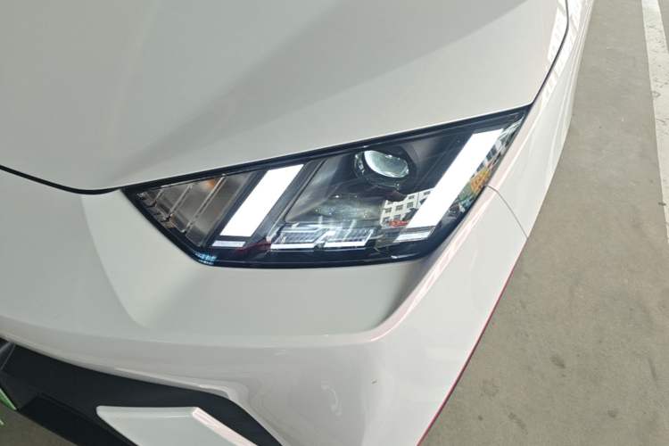 Used BYD Seagull 2024 Honor Edition 405km Flying Version Left Front Headlight