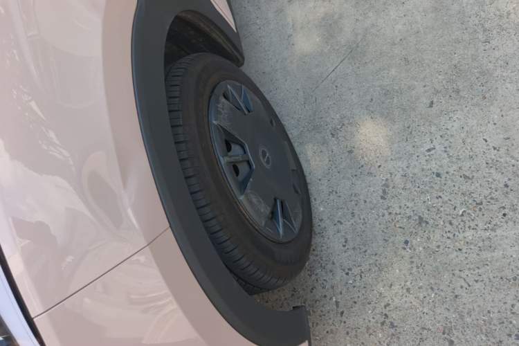 Used BYD Seagull 2024 Honor Edition 305km Dynamic Version Left Front Wheel Hub