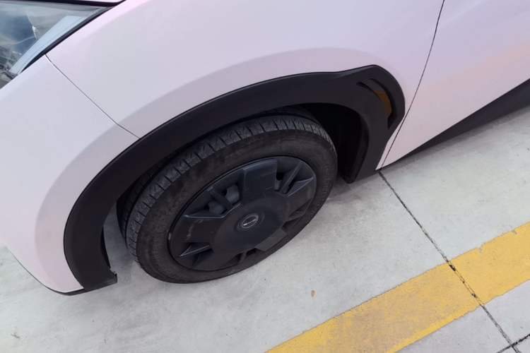 Used BYD Seagull 2024 Honor Edition 305km Dynamic Version Left Front Wheel Hub