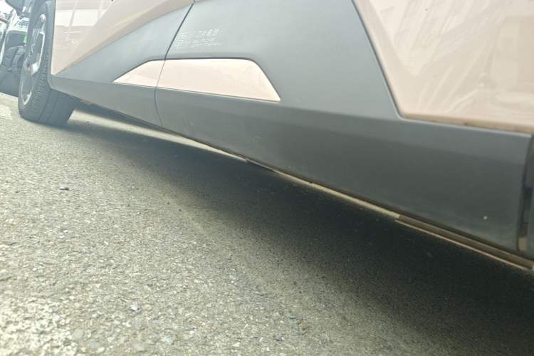 Used BYD Seagull 2024 Honor Edition 305km Freedom Version Left Side Sill