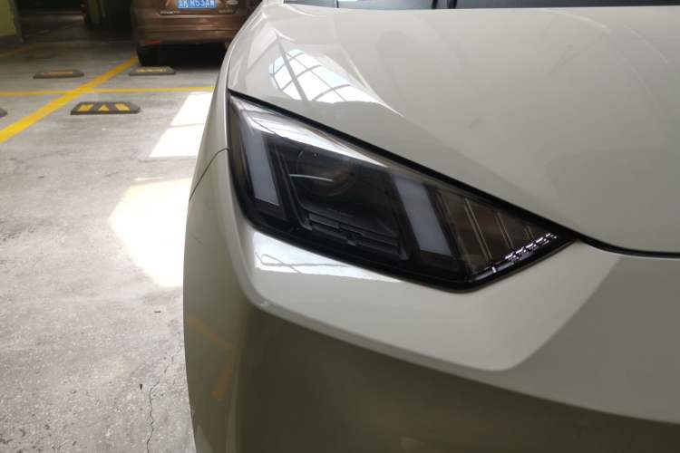 Used BYD Seagull 2024 Honor Edition 305km Dynamic Version Right Front Headlight