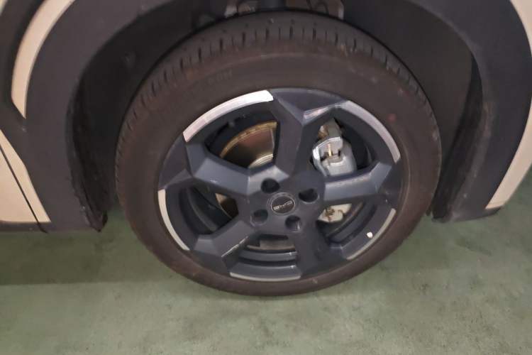 Used BYD Seagull 2024 Honor Edition 305km Freedom Version Right Front Wheel Hub