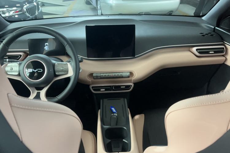 Used BYD Seagull 2024 Honor Edition 305km Freedom Version Interior 3