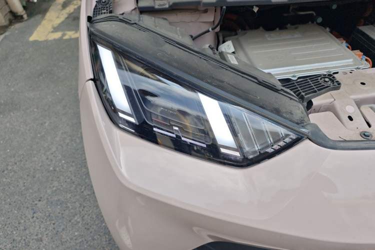 Used BYD Seagull 2024 Honor Edition 405km Flying Version Right Front Headlight