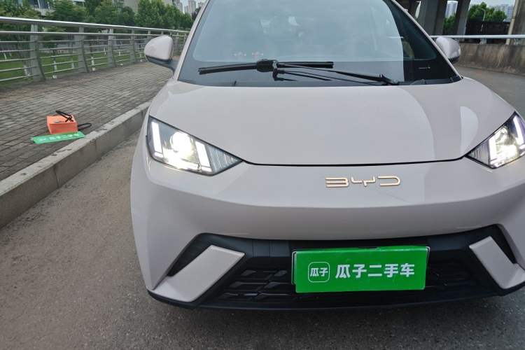 Used BYD Seagull 2024 Honor Edition 305km Dynamic Version Right Front Headlight