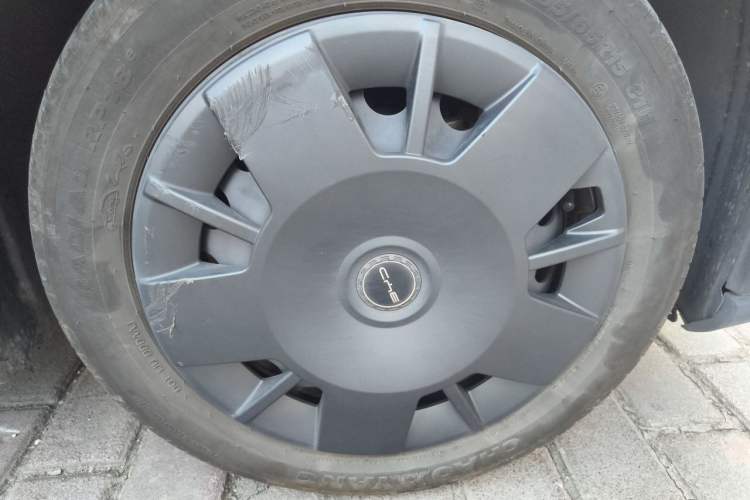 Used BYD Seagull 2024 Honor Edition 305km Dynamic Version Right Front Wheel Hub