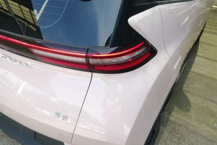 Used BYD Seagull 2024 Honor Edition 305km Dynamic Version Right Rear Taillight