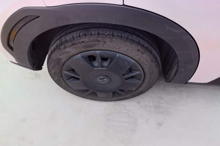 Used BYD Seagull 2024 Honor Edition 305km Dynamic Version Right Rear Wheel Hub