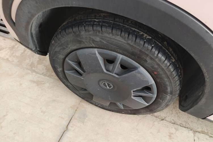 Used BYD Seagull 2024 Honor Edition 305km Dynamic Version Right Rear Wheel Hub