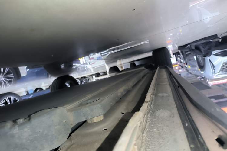 Used BYD Seagull 2024 Honor Edition 405km Flying Version Right Side Sill