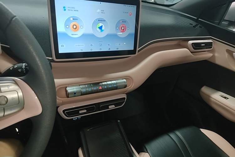 Used BYD Seagull 2024 Honor Edition 305km Dynamic Version Audio And AC Panel
