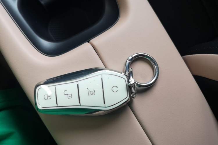 Used BYD Seagull 2024 Honor Edition 305km Dynamic Version Vehicle Key