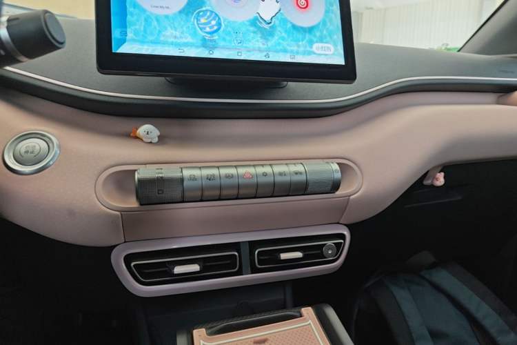 Used BYD Seagull 2024 Honor Edition 305km Dynamic Version Audio And AC Panel