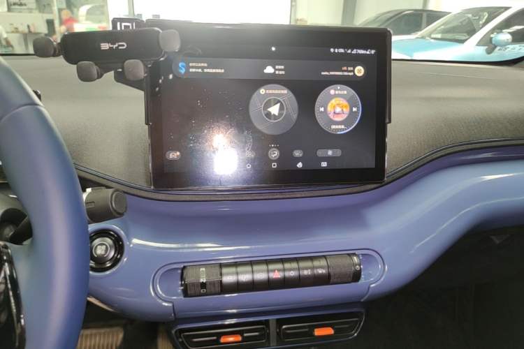 Used BYD Seagull 2024 Honor Edition 405km Flying Version Audio And AC Panel