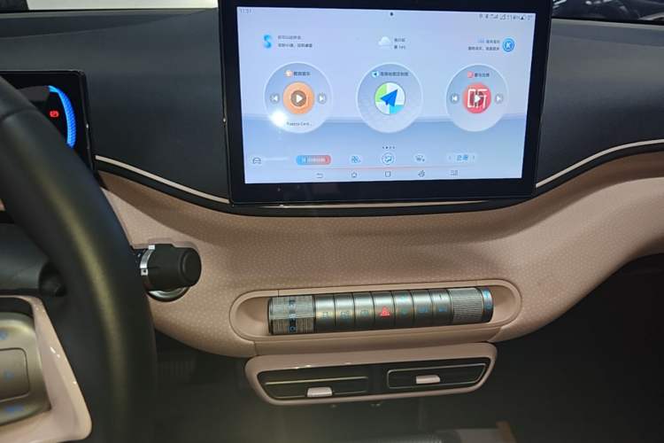 Used BYD Seagull 2024 Honor Edition 305km Freedom Version Audio And AC Panel